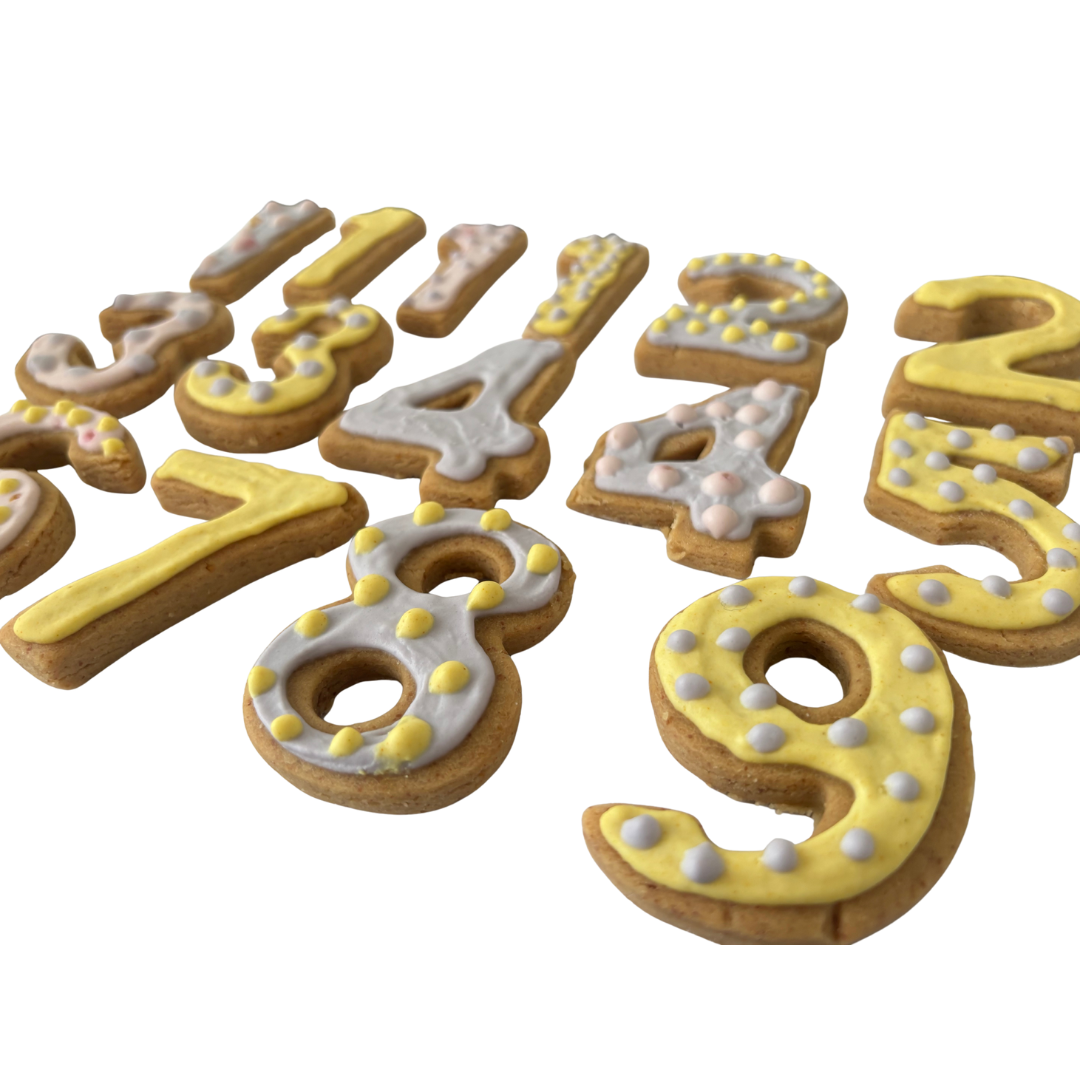 Födelsedags Pälsbarnet, 9 Hund kakor